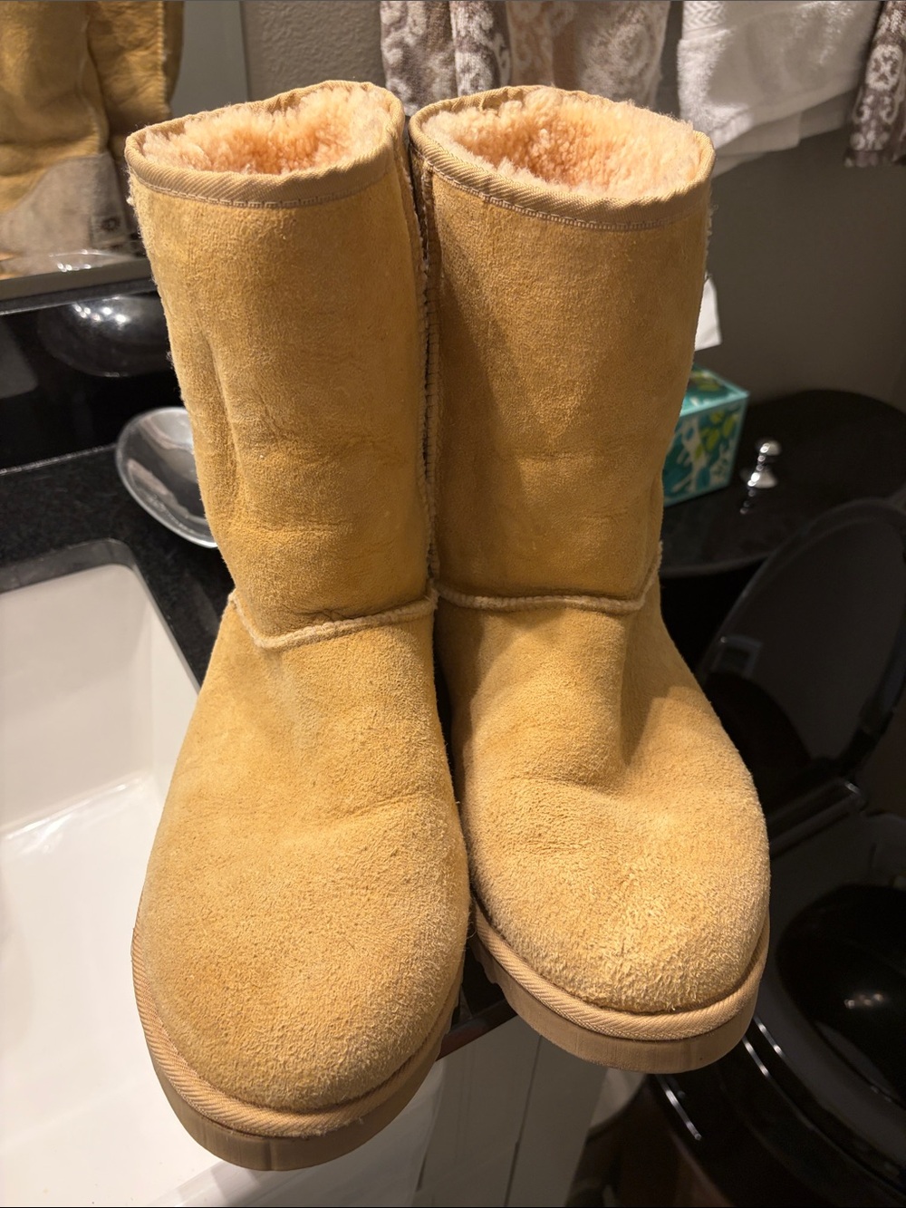 Classic Men’s Shearling Lined Suede Winter Boots - Wheat